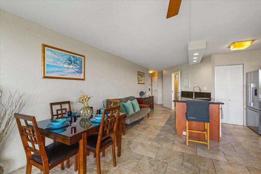 TOP FLOOR OCEANVIEW AT MAUI SUNSET Maui Sunset A513 is a - photo 45