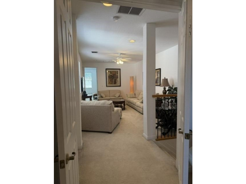 Location &amp; Luxury! Super low 300/m HOA, on prime lot, spacious - photo 35