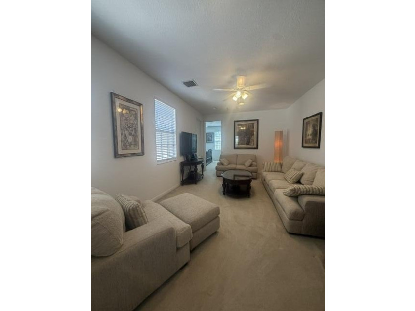 Location &amp; Luxury! Super low 300/m HOA, on prime lot, spacious - photo 36