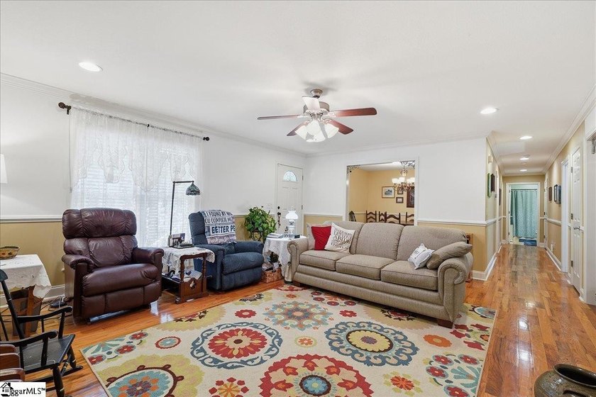 Welcome to 123 Richland Creek Drive in Westminster, SC-an - photo 5