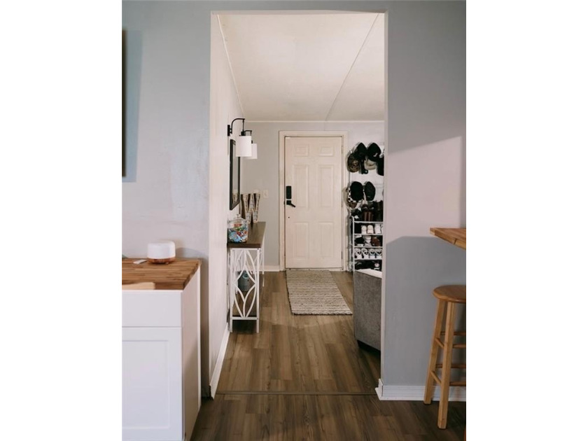 ***Motivated seller, please bring all offers!*** Welcome to your - photo 10
