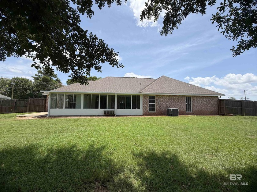 Privacy, Space, Corner Lot, Large Fenced Back Yard, Glassed - photo 33