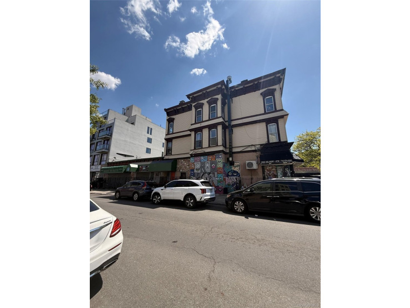 Rare opportunity to acquire a corner assemblage at 1293-1295 - photo 4