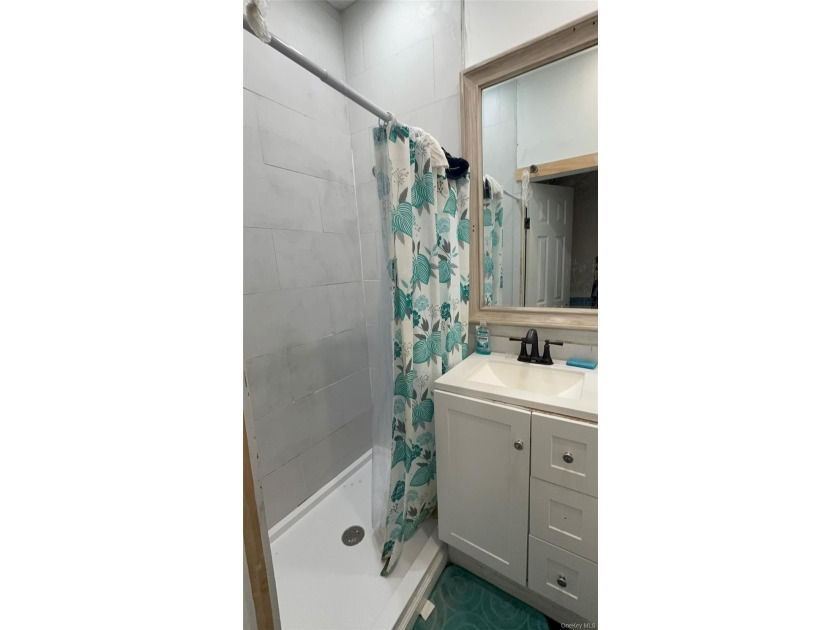 Rare opportunity to acquire a corner assemblage at 1293-1295 - photo 8