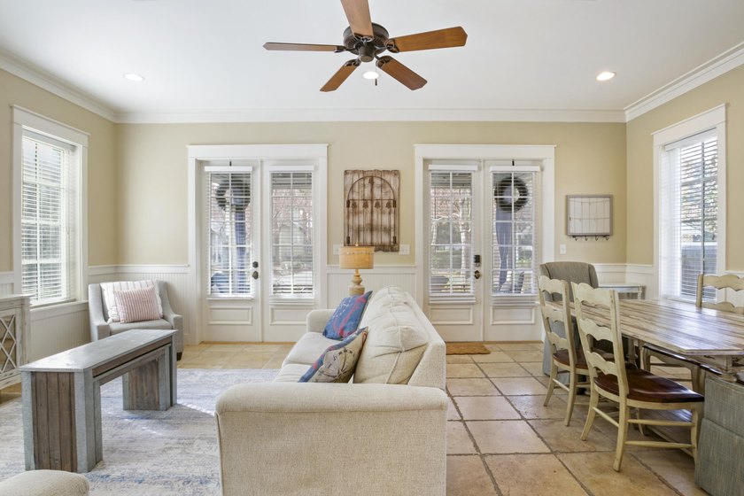 Set on a prime corner lot within the Bungalos at Sandestin, this - photo 8
