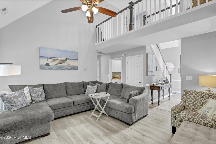 Welcome to this beautifully maintained 3-bedroom, 2-bath home - photo 11
