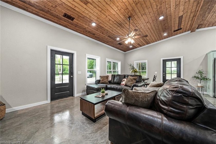 Newer construction 2-Bedroom, 2-Bath lake retreat located on - photo 18