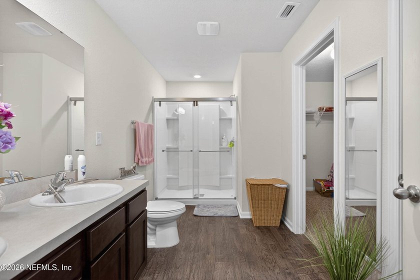 Beautifully maintained 4-bedroom, 2-bathroom home built in 2022 - photo 22