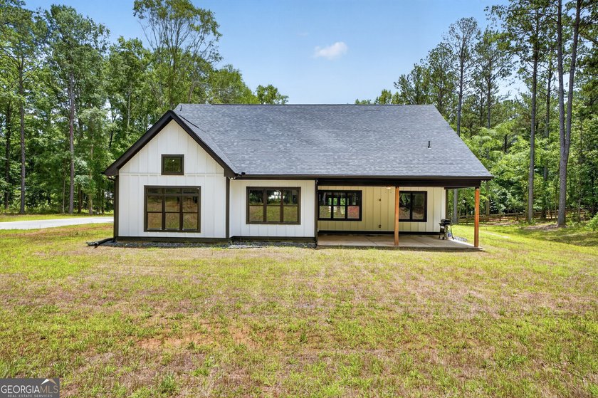 A unique opportunity to own a true LUXURY ESTATE on more than 5 - photo 7