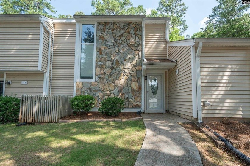 Stylish... updated... and completely move-in ready. This - photo 2