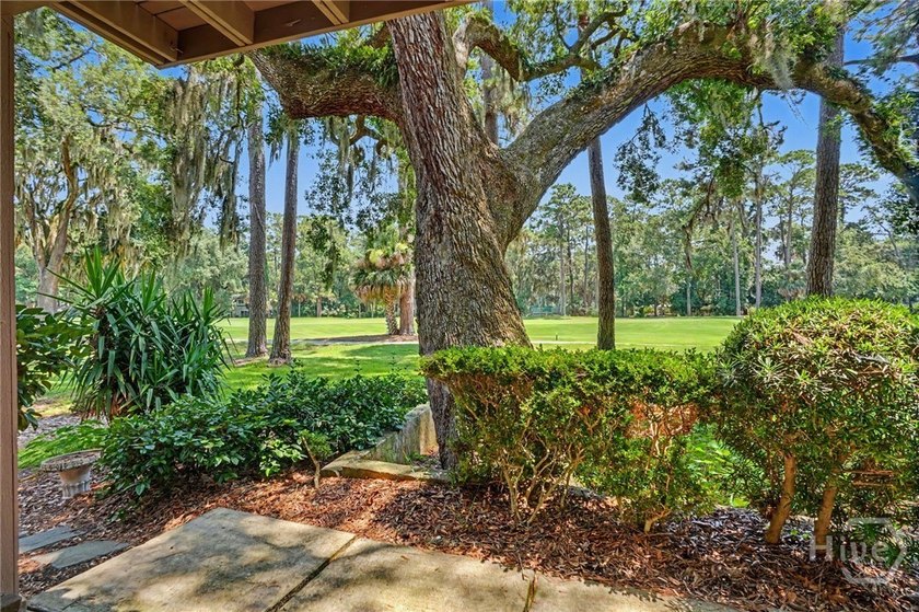 Lovely 3-bedroom, 3 bath, 1840 square feet condo/townhouse in - photo 26