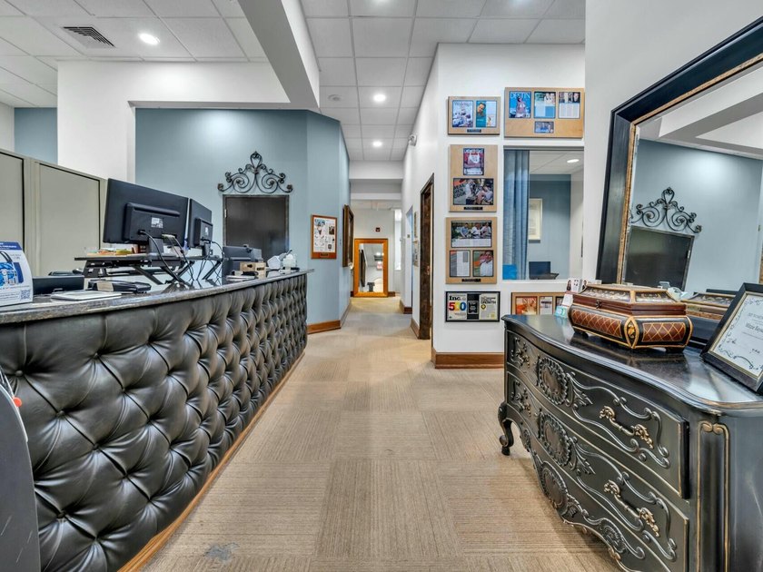 ATTENTION INVESTORS 6.4% CAP RATE on this 2 story CLASS A, FULLY - photo 36
