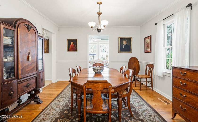 One story living on Ladys Island with 2,712 sq ft on a quiet - photo 8