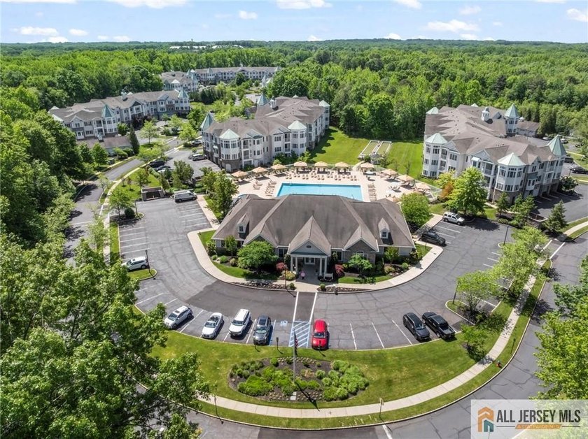 A must-see, this highly desirable 2nd floor Harrington model is - photo 31