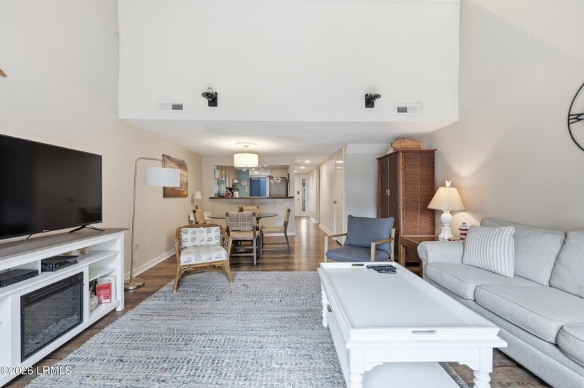 Less than a 5-minute walk to the beach! Your personal oasis - photo 6