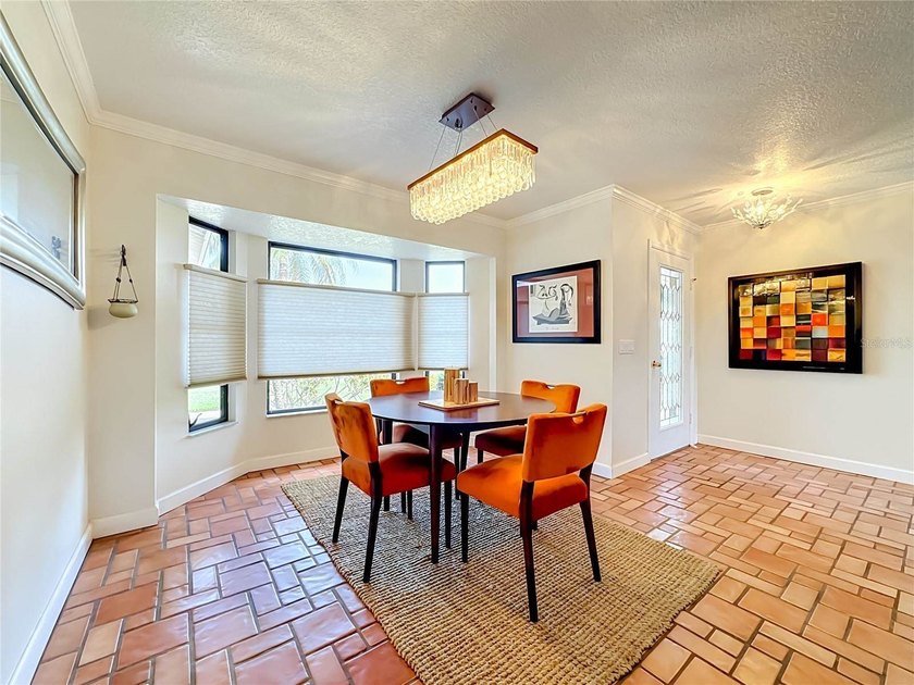 Under contract-accepting backup offers. UNDER CONTRACT - photo 8