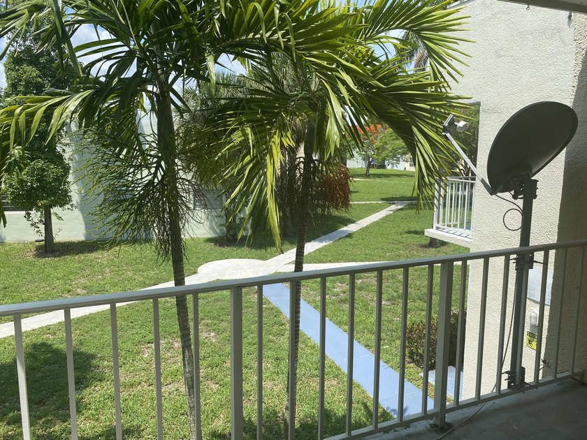 Calling INVESTORS - price to sell ! Bright and spacious 1 - photo 13