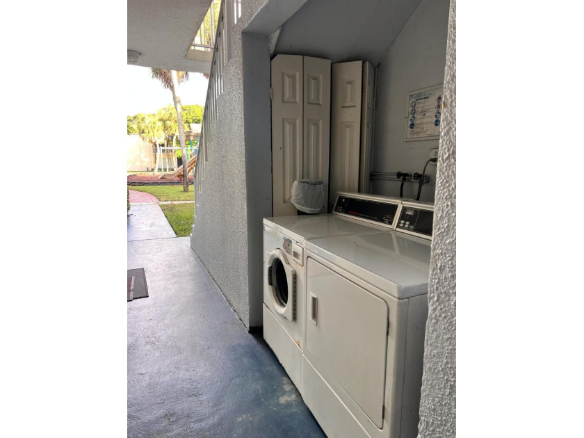 Calling INVESTORS - price to sell ! Bright and spacious 1 - photo 31