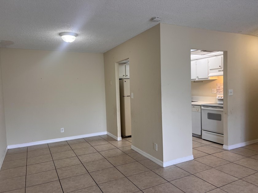 Calling INVESTORS - price to sell ! Bright and spacious 1 - photo 36