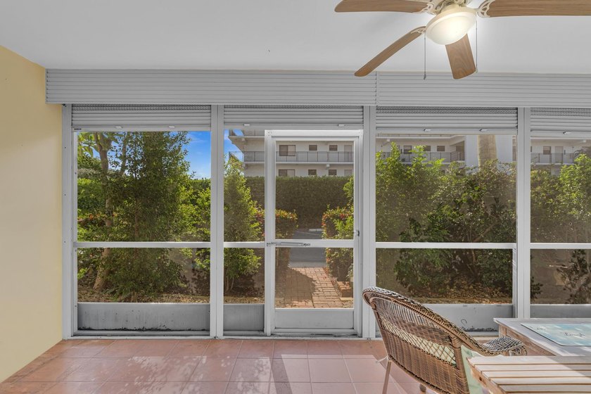 Welcome to this charming one-bedroom, one-bathroom condominium - photo 26