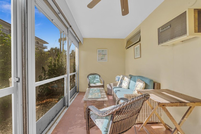 Welcome to this charming one-bedroom, one-bathroom condominium - photo 28