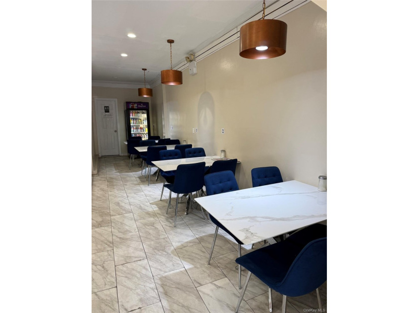 This is an excellent location and a great business opportunity - photo 2