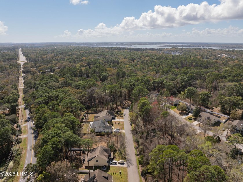 Here's your chance to purchase the last vacant residential - photo 8