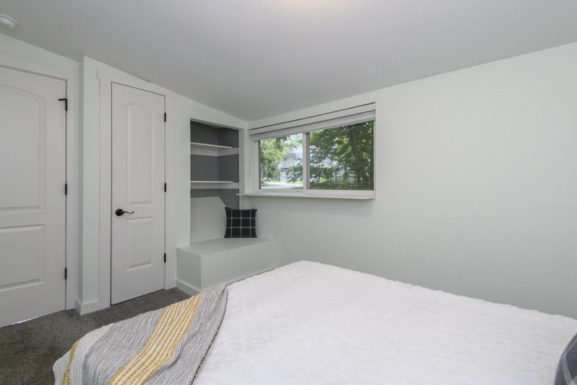 Charming remodeled 3BR/2BA Ranch w/ partially finished walkout - photo 21