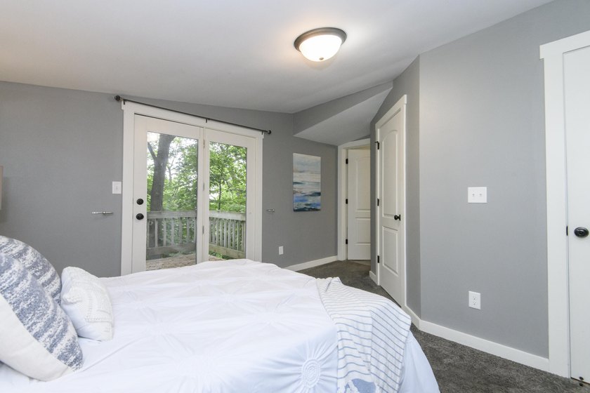 Charming remodeled 3BR/2BA Ranch w/ partially finished walkout - photo 25