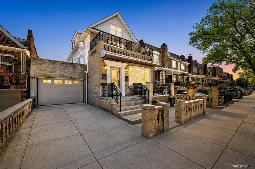 Welcome to a rare opportunity in the heart of Brooklyn, a fully - photo 4