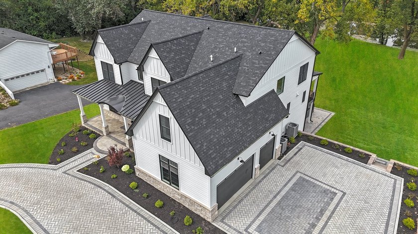 *NEW CONSTRUCTION* Welcome to a truly exceptional home nestled - photo 8