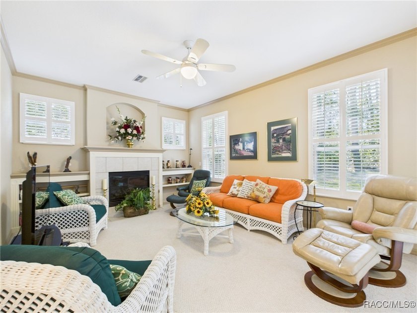 Beautiful Pool Home in Rainbow Springs Country Club Nestled in - photo 15