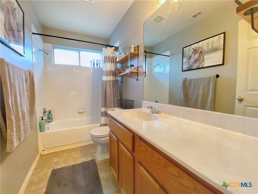 Welcome to 701 Sampson, a beautifully maintained 3-bedroom, 2 - photo 22