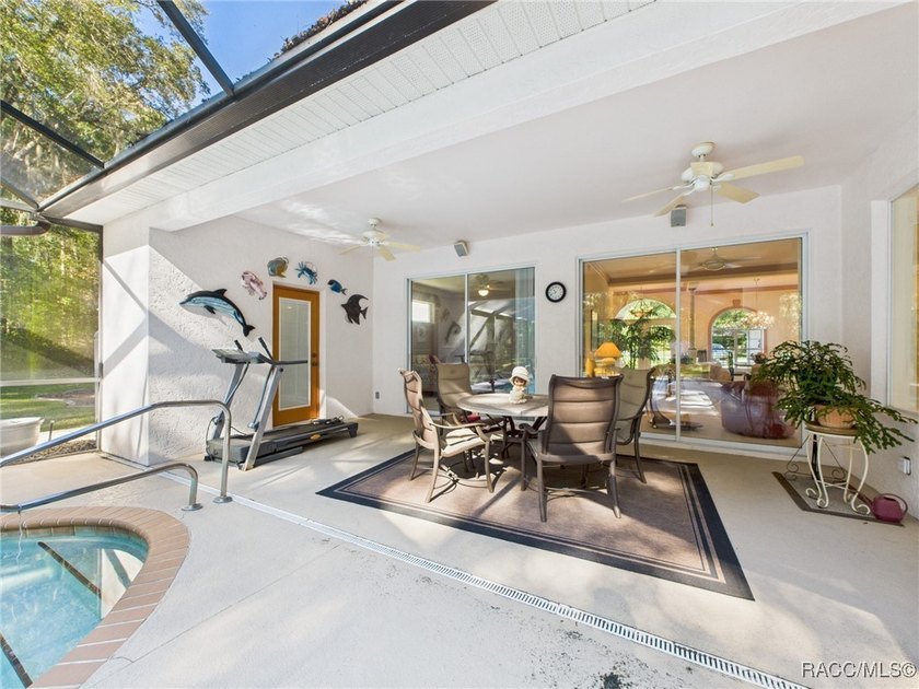 Beautiful Pool Home in Rainbow Springs Country Club Nestled in - photo 23