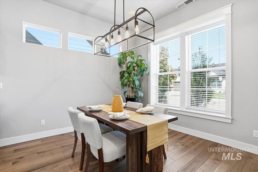 The WINTER SUNSET floorplan by Brighton is a beautifully - photo 5