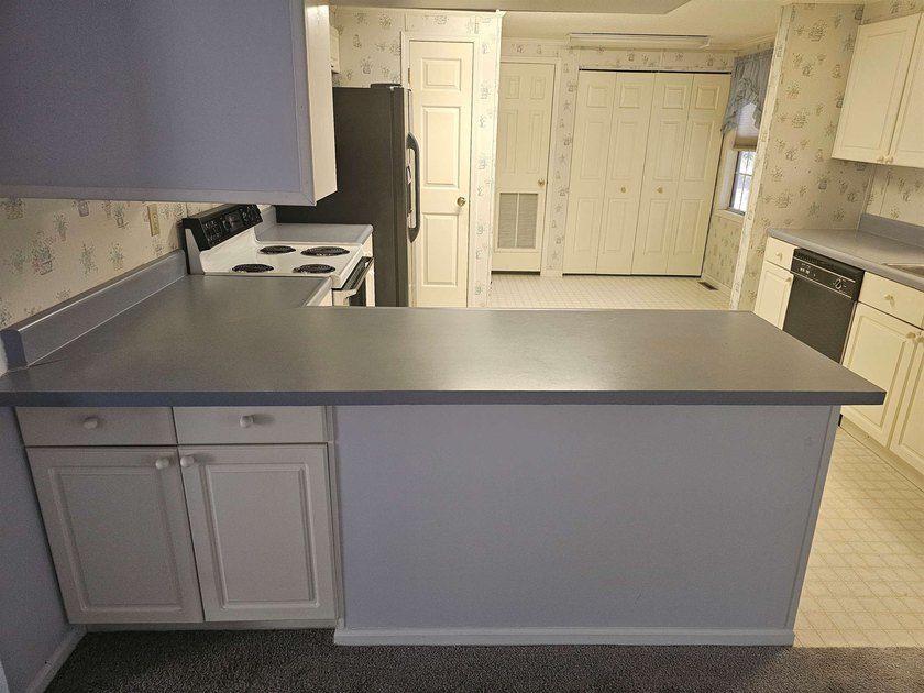 Fantastic two bedroom two bath 1344sq ft home located in - photo 3