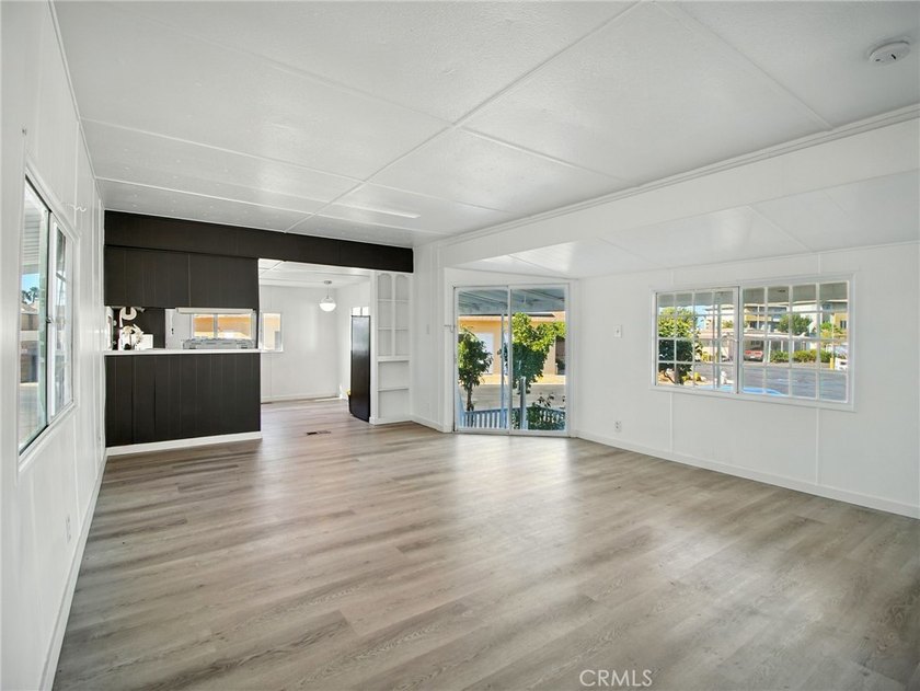 Welcome to Space#66 at 24815 Normandie Ave, a charming and fully - photo 4