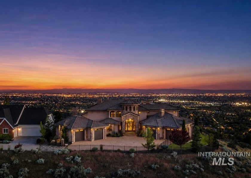 Commanding European estate from one of Boise's most spectacular - photo 2