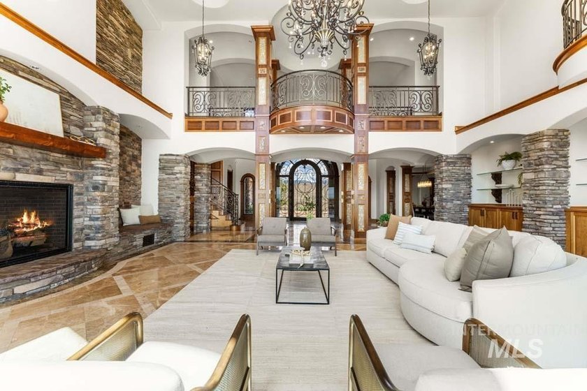 Commanding European estate from one of Boise's most spectacular - photo 7