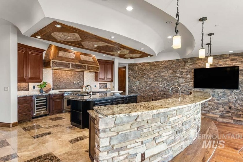 Commanding European estate from one of Boise's most spectacular - photo 8