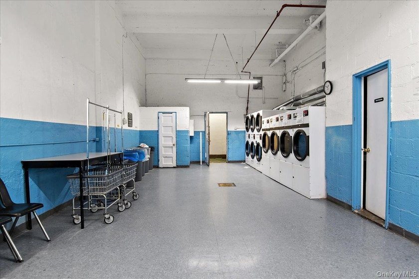 ALL UTILITIES INCLUDED AND FULLY RENOVATED!!!! Welcome to - photo 12