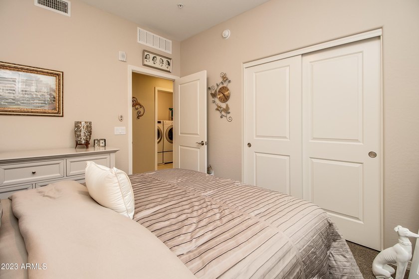 Welcome to your dream home! This remarkable 3-bedroom, 2-bath - photo 23