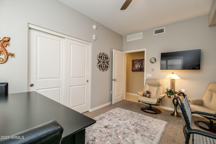 Welcome to your dream home! This remarkable 3-bedroom, 2-bath - photo 25
