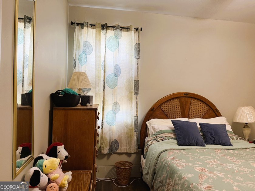 CHARMING TWO-BEDROOM EFFICIENCY COTTAGE TUCKED AWAY ON OVER A - photo 13