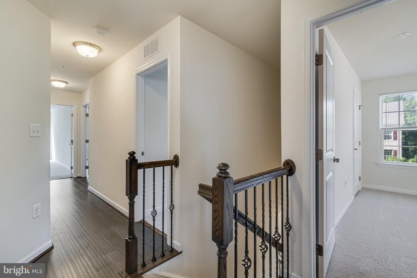 $10,000 Closing Credit w/ acceptable offer. Why wait for new - photo 16