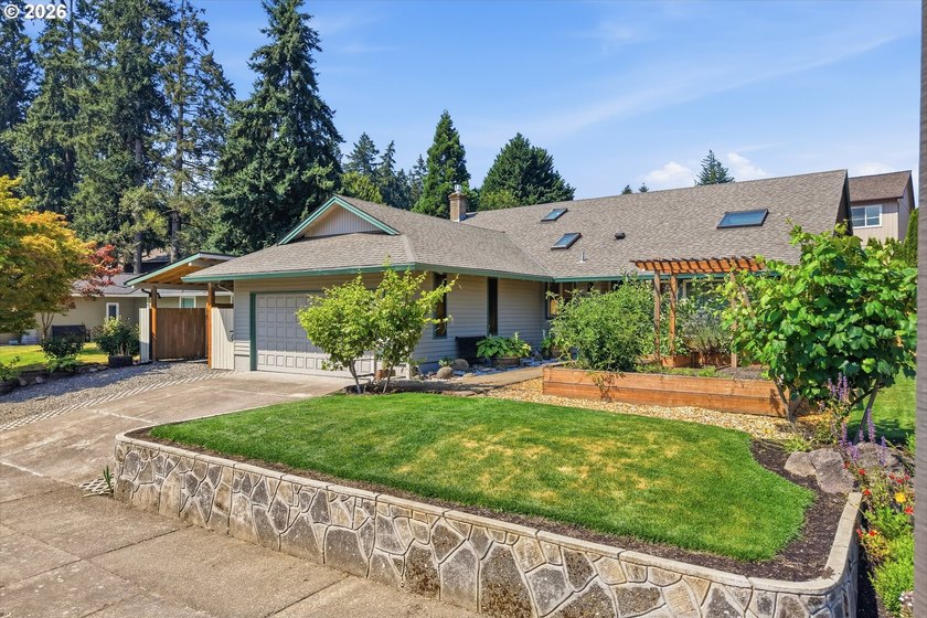 Beautifully maintained one-level home in Tualatin's sought-after - photo 3