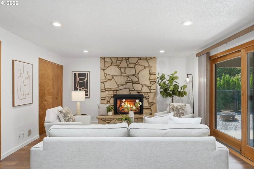 Beautifully maintained one-level home in Tualatin's sought-after - photo 6