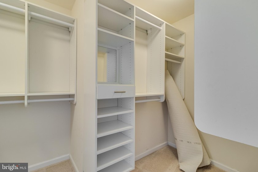 $10,000 Closing Credit w/ acceptable offer. Why wait for new - photo 28