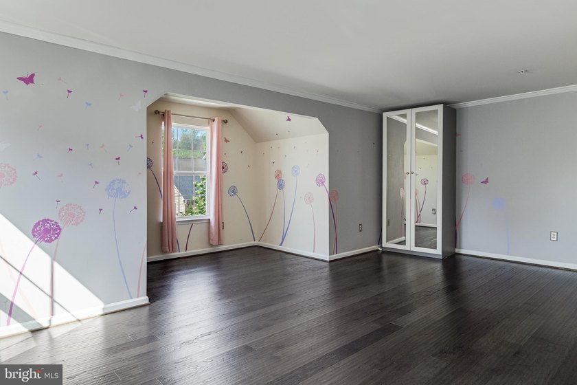 $10,000 Closing Credit w/ acceptable offer. Why wait for new - photo 30