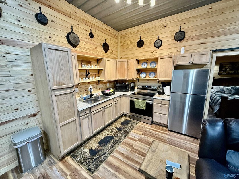 Discover this incredible hunting and recreational tract on Sand - photo 33